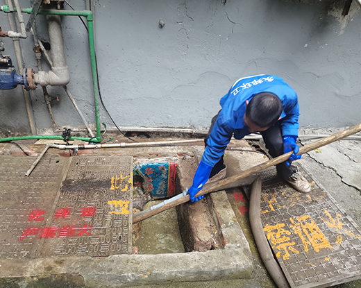 尖山清掏化粪池
